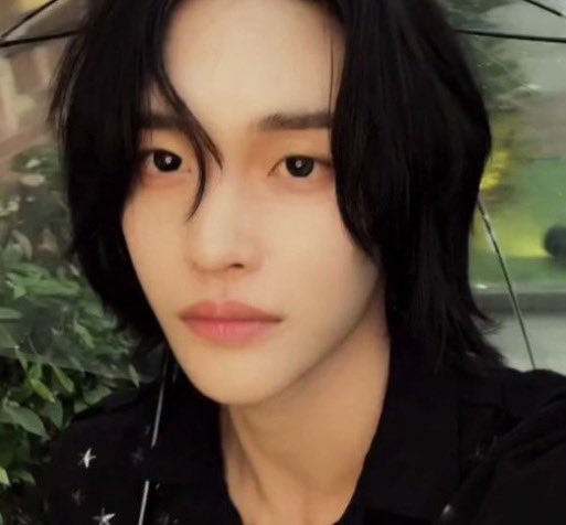 W__JAN's tweet photo. 원빈 한정 장발콤 https://t.co/ftRm4qw5kN