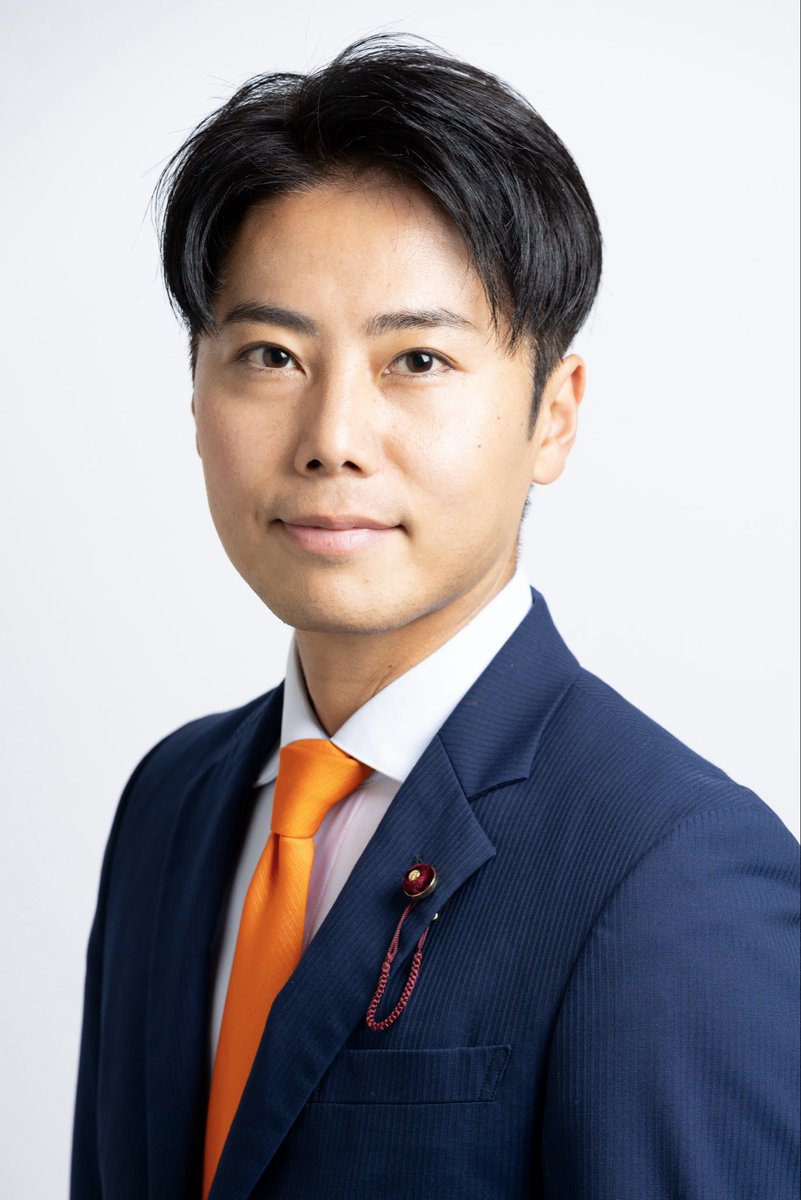 yano_keita's tweet photo. 本日の参政党記者会見にて、
来年の統一地方選挙に向けた公認候補予定者として発表されました。

初当選から3年半。
地域の皆さまに支えていただきながら、区議会議員として活動してきました。

今回、改めて公認をいただき、2期目に向けて気持ちを新たにしています。

これからも地域を歩き、皆さまの声をしっかり聞きながら、一つひとつ区政に取り組んでまいります。

引き続き、どうぞよろしくお願いいたします。

令和8年9月30日
矢野けいた

#参政党
#渋谷区
#矢野けいた