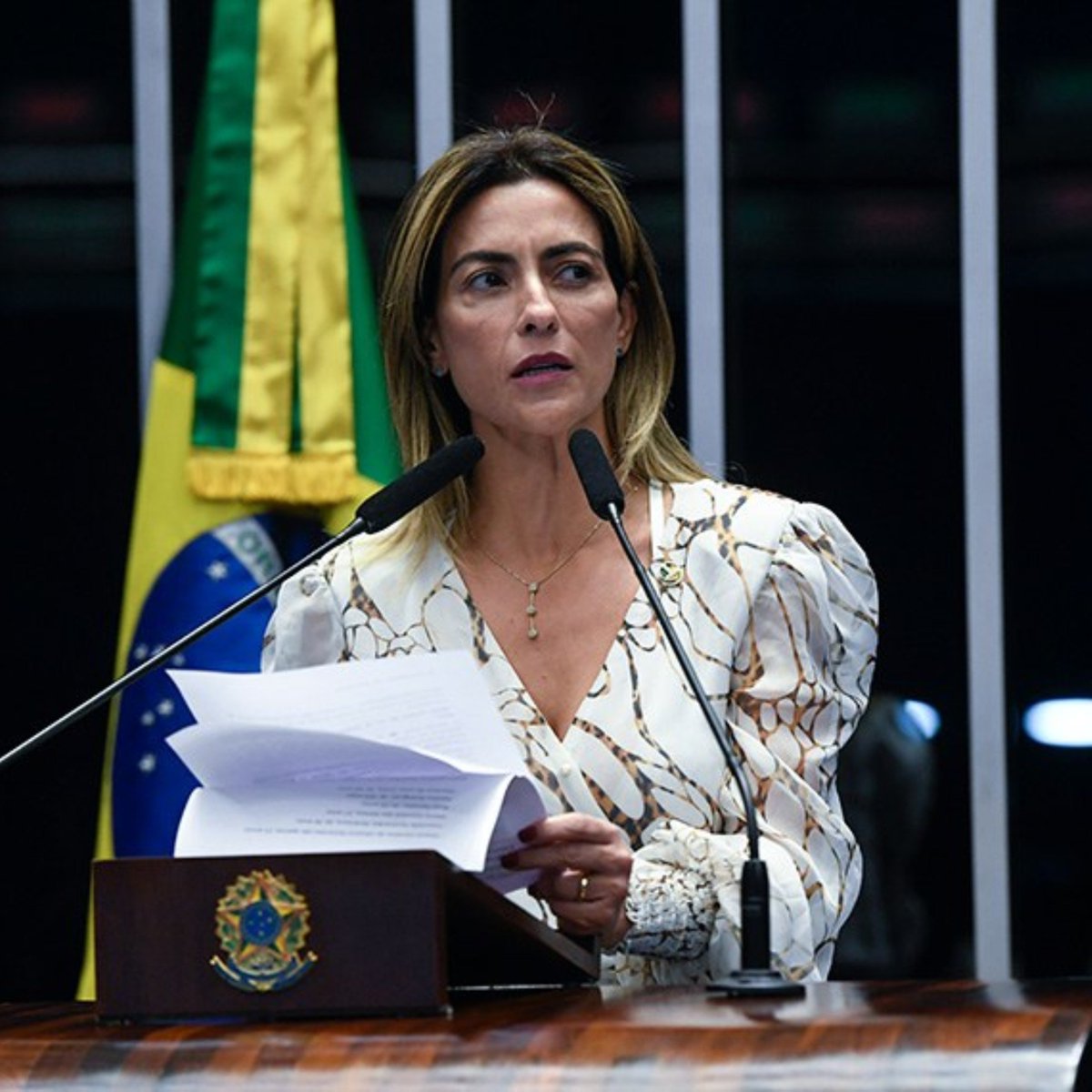 forumeplay's tweet photo. 🏳️‍🌈 A senadora Soraya Thronicke (PSB/MS) apresentou o PL 5.481/2026, que propõe criar o crime autônomo de LGBTIcídio no Código Penal, para homicídios motivados por discriminação relacionada à orientação sexual, identidade ou expressão de gênero ou características sexuais da vítima.

A proposta prevê pena de 20 a 40 anos e inclui o LGBTIcídio no rol de crimes hediondos. O texto também estabelece punições específicas para outros crimes cometidos pela mesma motivação discriminatória.