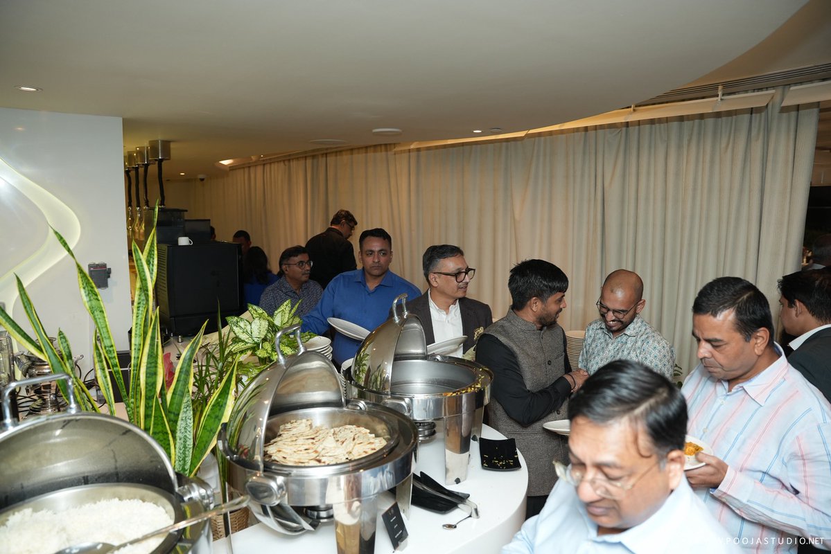 pemparamdubai's tweet photo. Proud to be part of “The Grid of Grits”, organised by RBPG UAE. An inspiring evening of meaningful networking, valuable insights and shared learning.
Grateful to the entire RBPG leadership and team for creating such impactful platforms.
People | Perspectives | Possibilities
#RBPG https://t.co/bpwaAGFjPM