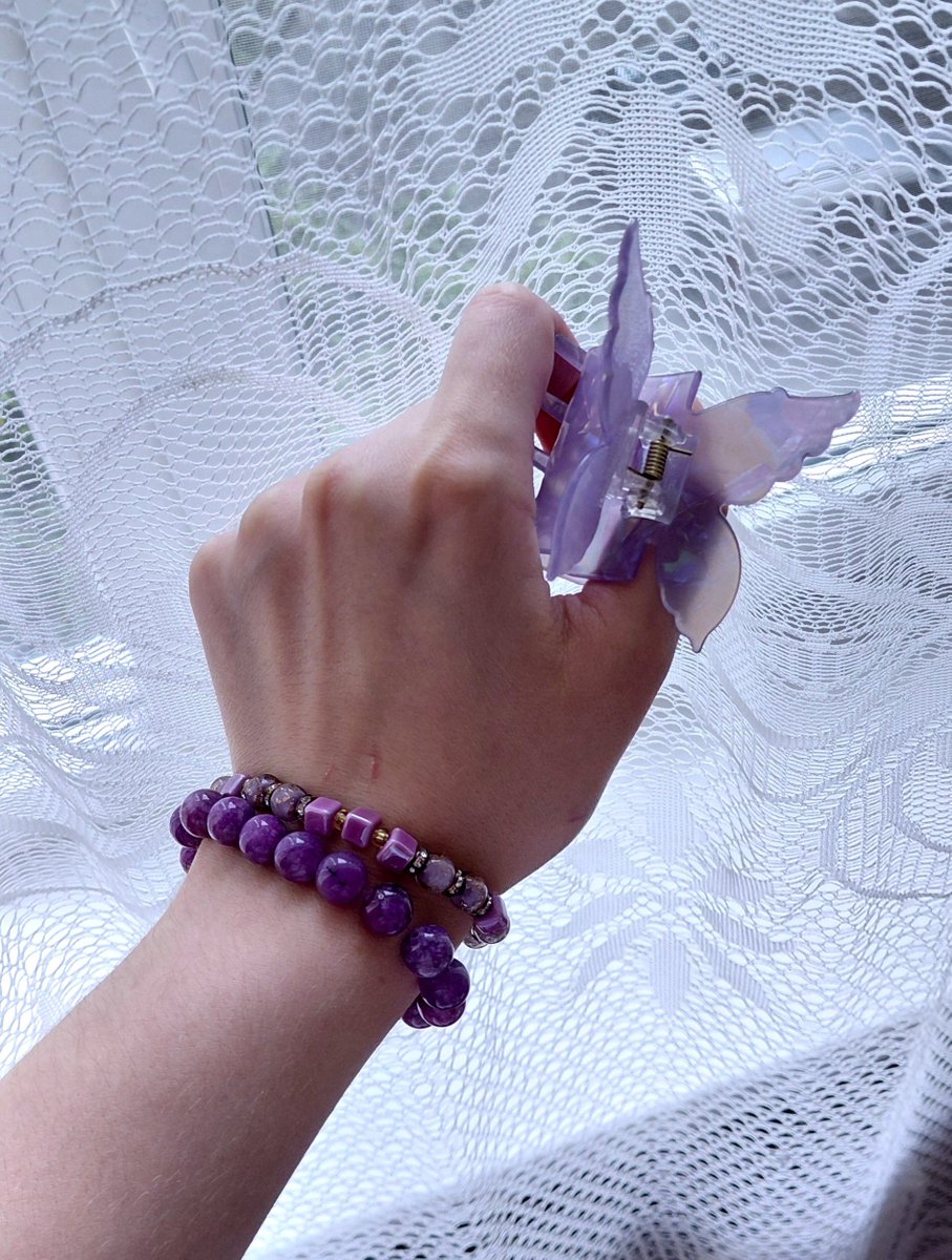 cremadifragole's tweet photo. you can’t be obsessed with a color.”
the color: https://t.co/qZ20iFs2LH