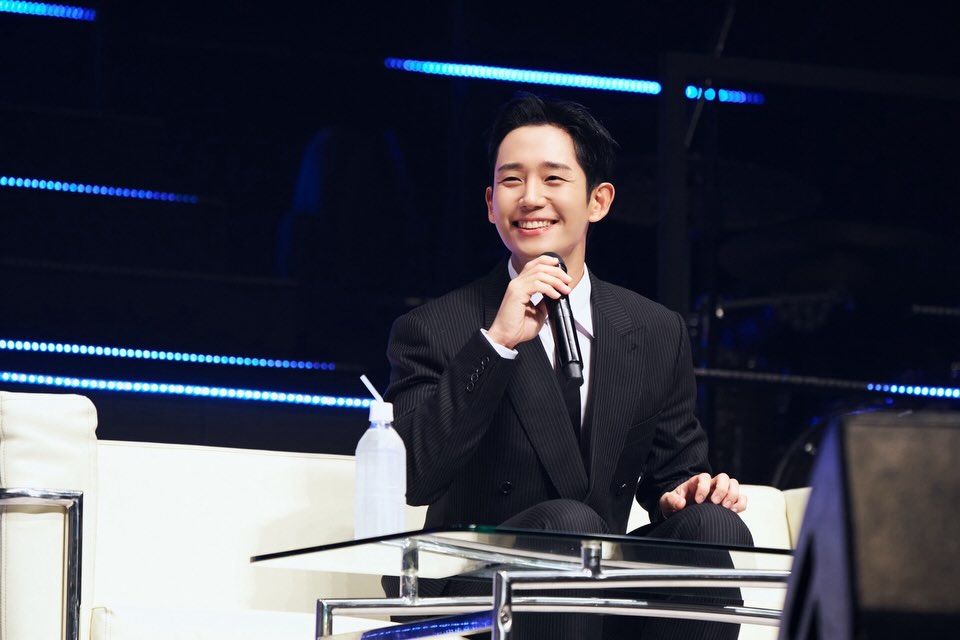 Kkorepo's tweet photo. #チョン・ヘイン、あふれる魅力でファン魅了…客席を訪れて近くであいさつ
#チョンヘイン
🔗https://t.co/Jx2nDlh2VC https://t.co/ZTZJnpCZwo