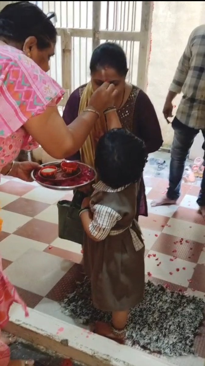 kiranraninga's tweet photo. દેશના યશસ્વી પ્રધાનમંત્રીશ્રી Narendra Modi સાહેબના મુખ્યમંત્રીશ્રી તથા પ્રધાનમંત્રીશ્રી તરીકેના 25 વર્ષના સેવાકાળની ઉજવણી નિમિત્તે આયોજિત રાષ્ટ્રવ્યાપી “સેવા સંકલ્પ અભિયાન” અંતર્ગત વોડૅ નંબર 10 માલીવાડા રોડ સલાટ વાળા માં આંગણવાડી કેન્દ્રો માં આયોજિત “આંગણ ઉત્સવ https://t.co/UMloD0PPpy