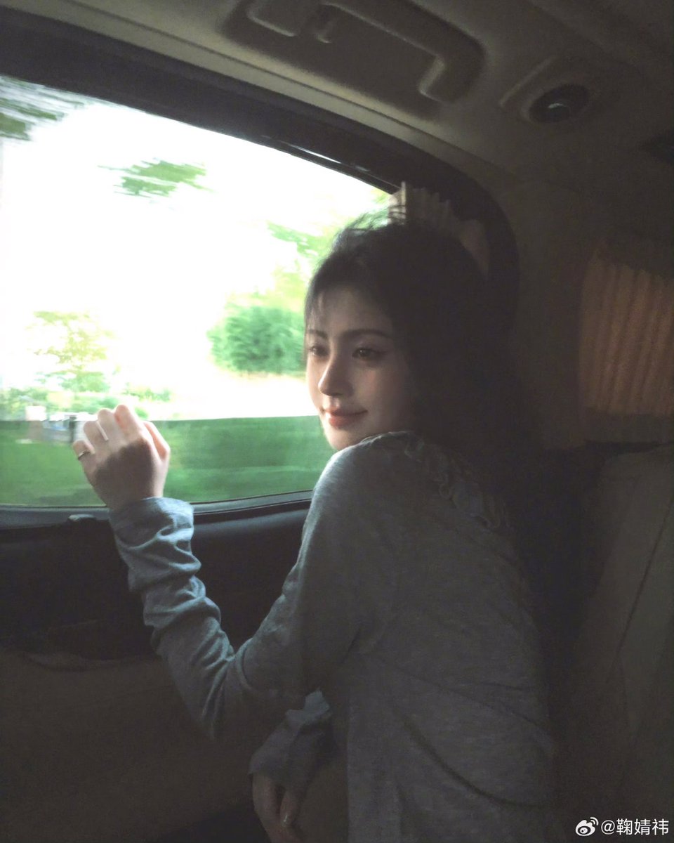 jucingyi tweet picture