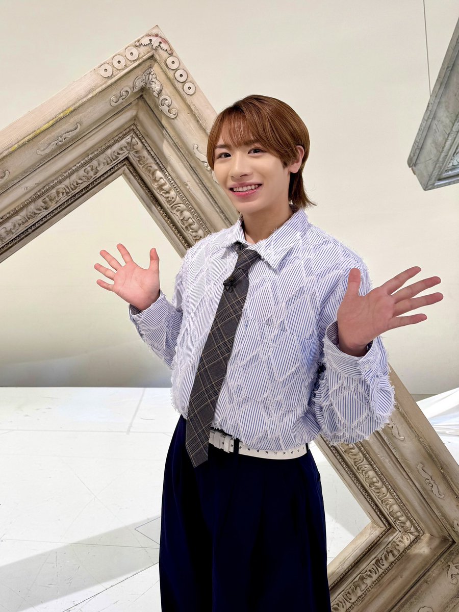jr_official_X's tweet photo. 今日深夜01:15から放送の
イベント情報番組『 #ピーチケ パーチケ 』に
#浦陸斗 が出演します🩷

日本での公開は約70年ぶりとなる名画の見どころを徹底解説🖼️

お楽しみに‼︎

#AmBitious https://t.co/2bmexUGON3