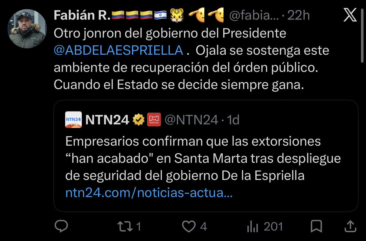jjulians's tweet photo. @fabian717843 @ELTIEMPO Hay ser subnormal para celebrar que mancillen la constitución 
Pero dudo que alguien que escribe “jonron” tratando de referiste a “Home run”  entienda de qué se le está hablando
Zombie ridículo 😂🤮 https://t.co/aXMMCvye3i