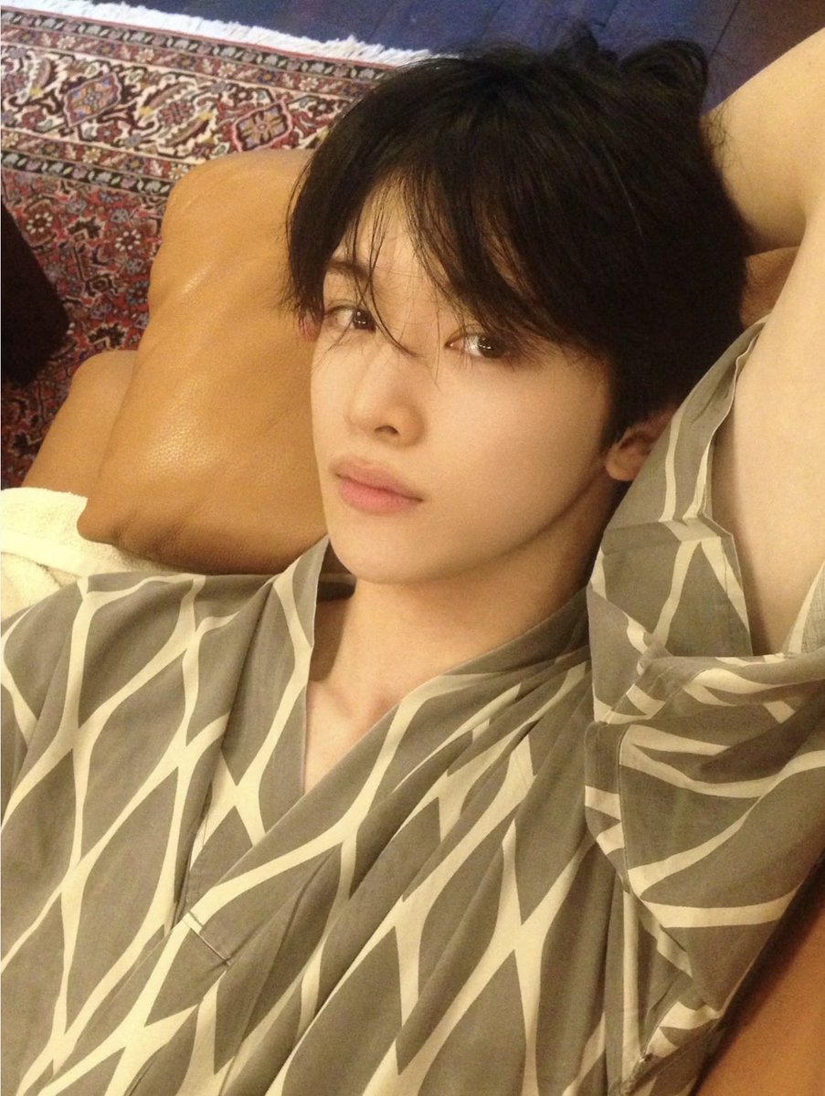 B1bidibabidibu's tweet photo. 2026년 9월
유후인 온천 여행

이런 환연 자막 달려있을법한 사진이라 마음이 아려온다.. https://t.co/scV845JOGI