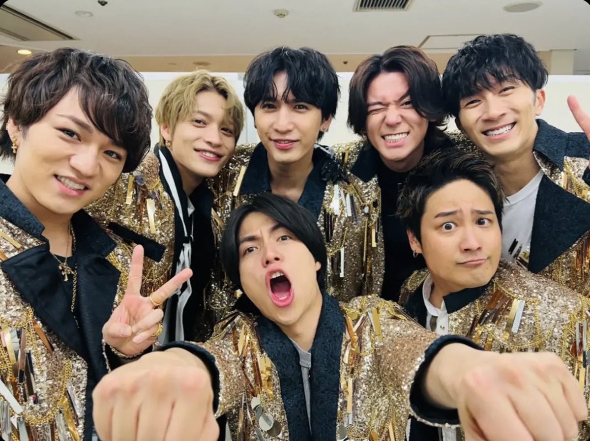 tjvocaWEST2019's tweet photo. デビューしてから12年5ヶ月。推し始めて7年3ヶ月。
本当にこんなに長く推せたのも、WEST.と
仲良くしてくれたジャスミンの皆様。こんな私ですがいつも仲良くしてくれて話せて楽しかったです😭本当にありがとう🧡
新しい推しを探し12月7日の照史の舞台を楽しみに待っておきます💛💜🧡❤️💚💙🩷️
 #WEST https://t.co/jLOSldpITi
