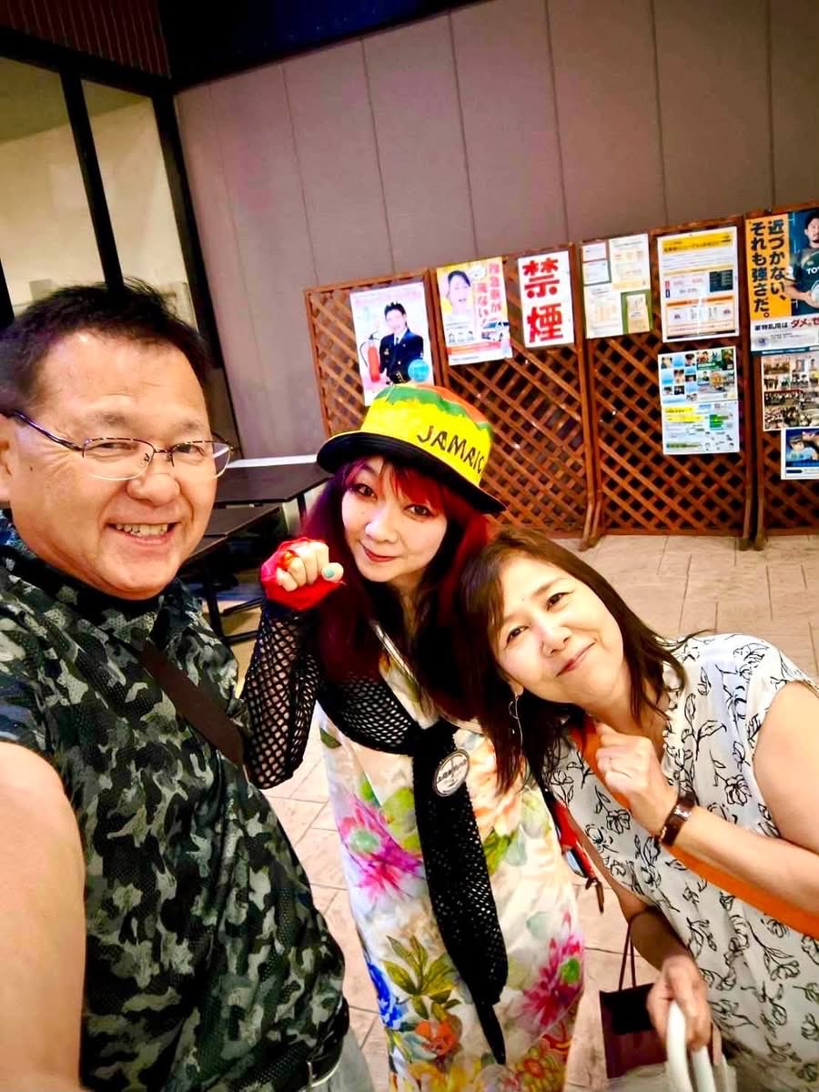 9Gzjas's tweet photo. 感謝感激✨🌸🐱🪐🐾💖
平原さま⭐️ に
故郷❤️上越産の美味しい
おおた農場さまのこしひかりを
又又たくさん送ってくださり
最高で嬉しいです🌾💞
ありがとうございます❣️
ご馳走さまです🙏

可愛いのあんみつ君💞
ほんのちょっと
お裾分けお待ちくだされ🐱🌸

先月の凱旋ライブから
引き続き心より https://t.co/dPMfaCHzyG