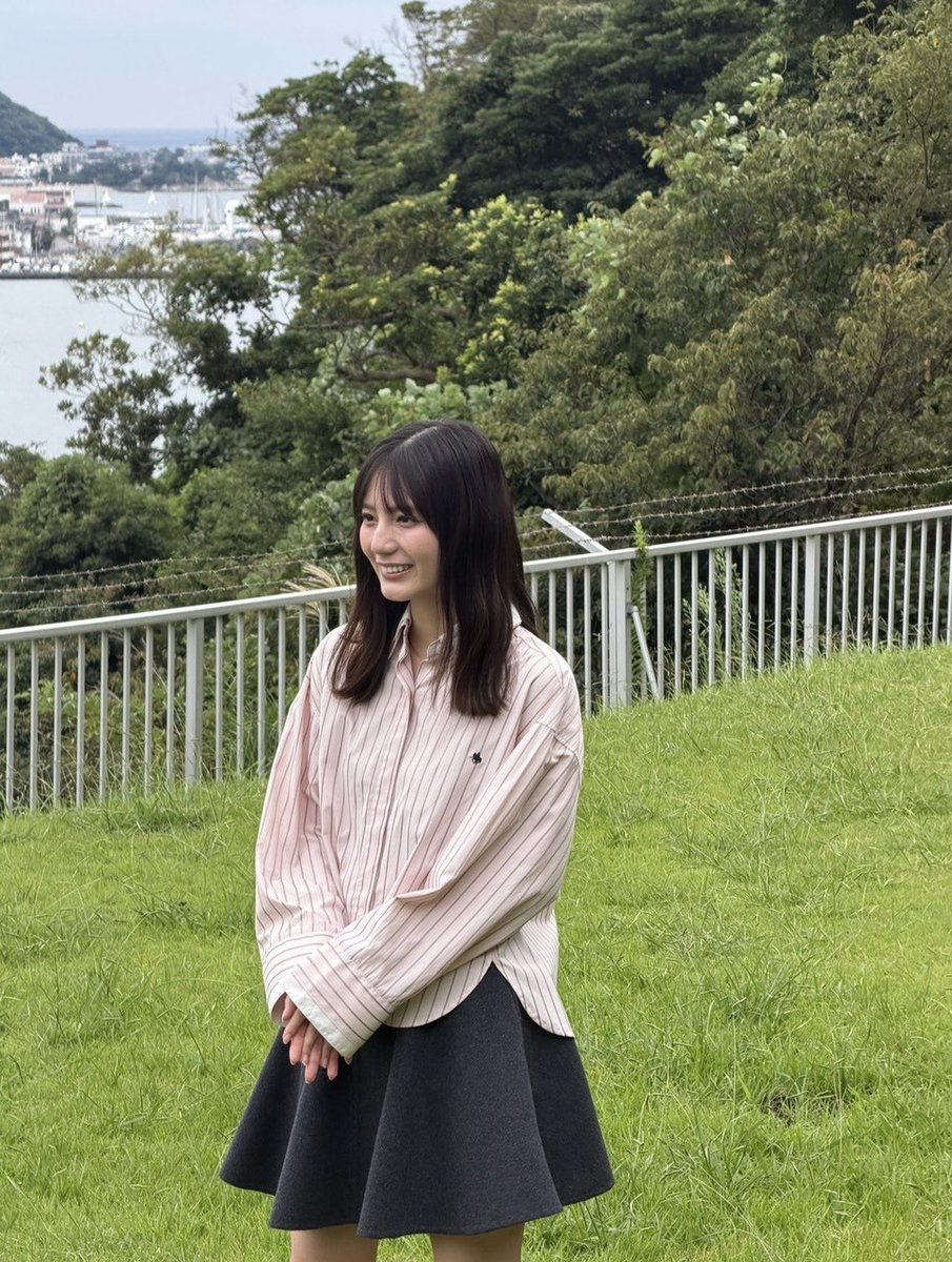 hinatadehammoc0's tweet photo. ミニスカ菜緒ちゃん刺さりすぎてる https://t.co/wBjUY5BlZL