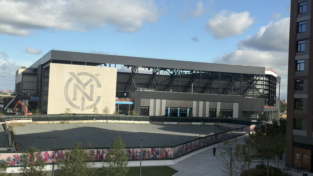 willetspointdev's tweet photo. 9/30/2026 - #nycfc #mets #lgm                                                #willetspoint #flushing #Construction #queens #etihadpark #citifield #metropolitanpark https://t.co/dDYO8k98sX