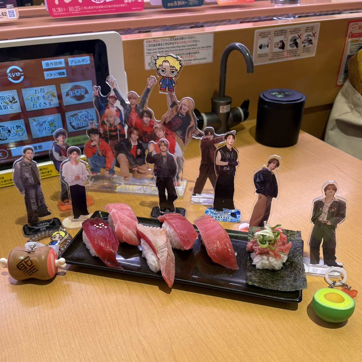 bf_r2i's tweet photo. マグロック楽しみ決起集会してきた🍣🐰☕️ https://t.co/EY0ltD6oUo