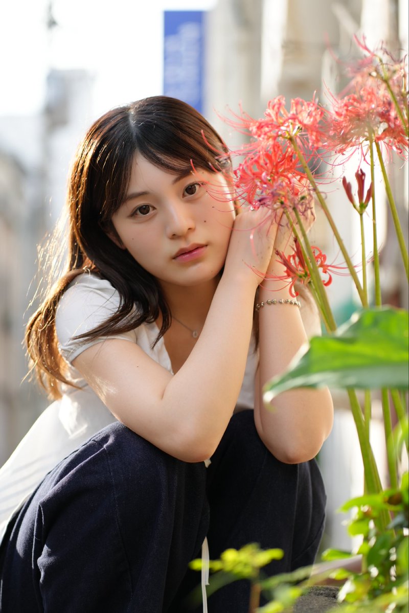Kagogutiphoto's tweet photo. 名山堀、やわらかな光の中で。

日程　　9/26(土)
場所　　名山堀
モデル　未花さん https://t.co/o0l4g8VEL8