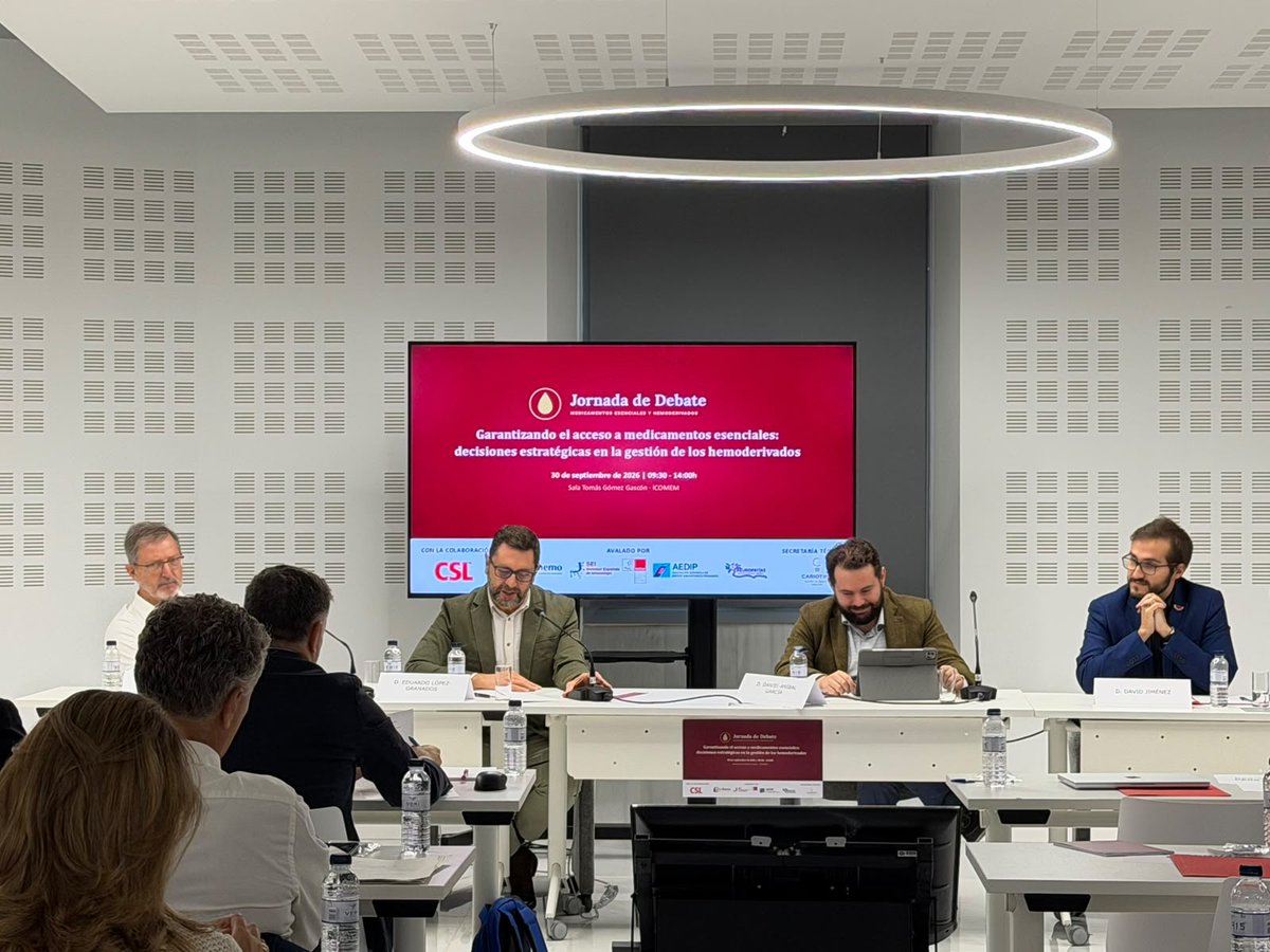 CSL_spain's tweet photo. ¿Cómo podemos garantizar el acceso, la calidad y el suministro de medicamentos esenciales y hemoderivados?

👥 La primera mesa de la jornada reúne a Daniel-Aníbal García (@fedhemo), Bruno Montoro, Eduardo López-Granados (@HospiLaPaz) y David Jiménez (@AEDIP_ASL) para analizar posibles soluciones desde la experiencia de los profesionales sanitarios y las asociaciones de pacientes.

Un diálogo necesario para avanzar hacia un marco nacional alineado con la estrategia europea y con las necesidades reales de quienes dependen de estas terapias.
