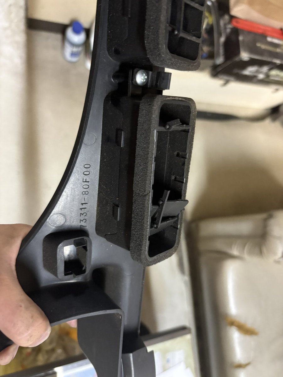 ChipMaple's tweet photo. 部品はまだ出るけどこの細さは交換してもまた折れるなぁ https://t.co/8LnP2IWt57