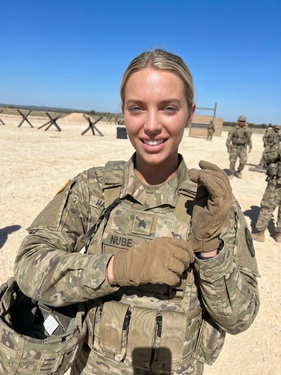 CandyNube's tweet photo. I am asking for prayers for my life currently heading to the middle east. On the military mission I was assigned to. Please pray for my safe return home🤲🙏🇺🇲 https://t.co/BXpEzoEzGO