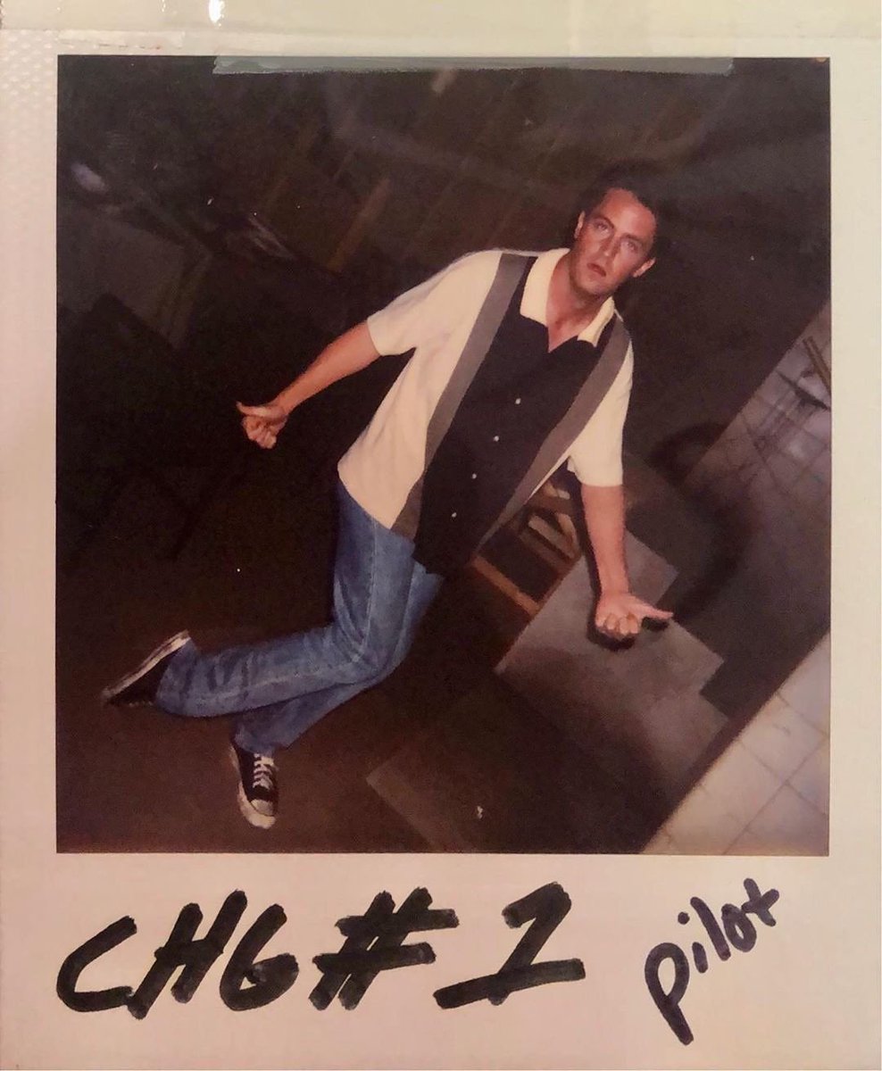 cinevow's tweet photo. Matthew Perry as Chandler Bing in Friends https://t.co/sRRPf30Ucs