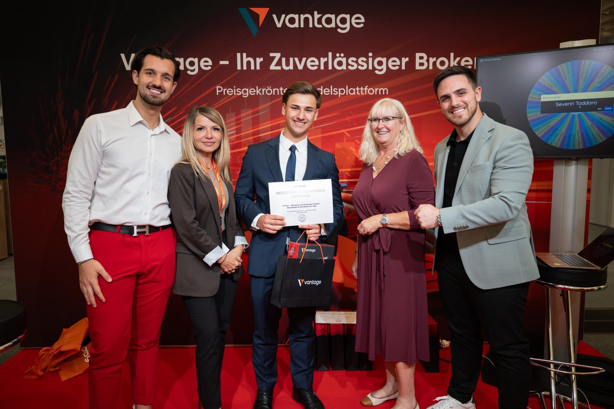 vantagemarkets's tweet photo. A look back at Bรถrsentag Zรผrich 2026! ๐ธ
Thank you to everyone who visited Vantage at Booth 10. We enjoyed connecting with you, sharing our gold trading e-book, and putting your knowledge to the test with the Gold Trading Trivia Box.
Here are a few moments from the day at Kongresshaus Zรผrich.
#Borsentag2026 #VantageMarkets #GoldTrading