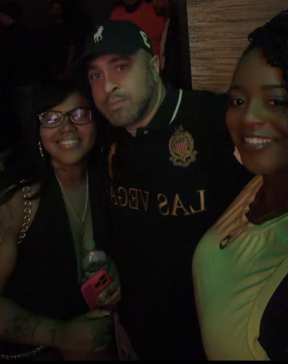 LIGHTSKINTELEV2's tweet photo. Jay Love,Lightskin Yu, & Jalisa @ #summermadness16 #smackurl @urltv https://t.co/fs3L86V5rZ