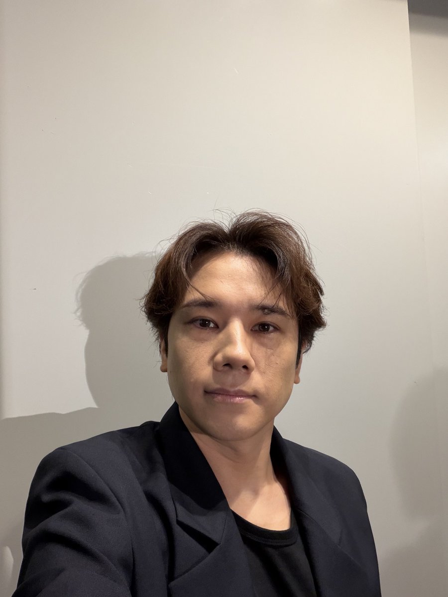 abcz_official's tweet photo. 10thアルバム
The Way of L.O.V-E

本日リリースです！

沢山の愛を詰め込みました。
なので沢山の写真を詰め込んでみました。

聴いてねー！

五関

#ABCZ_三茶のシスター
#ABCZ_10thAL
#ABCZ https://t.co/NQSXJnvrGJ