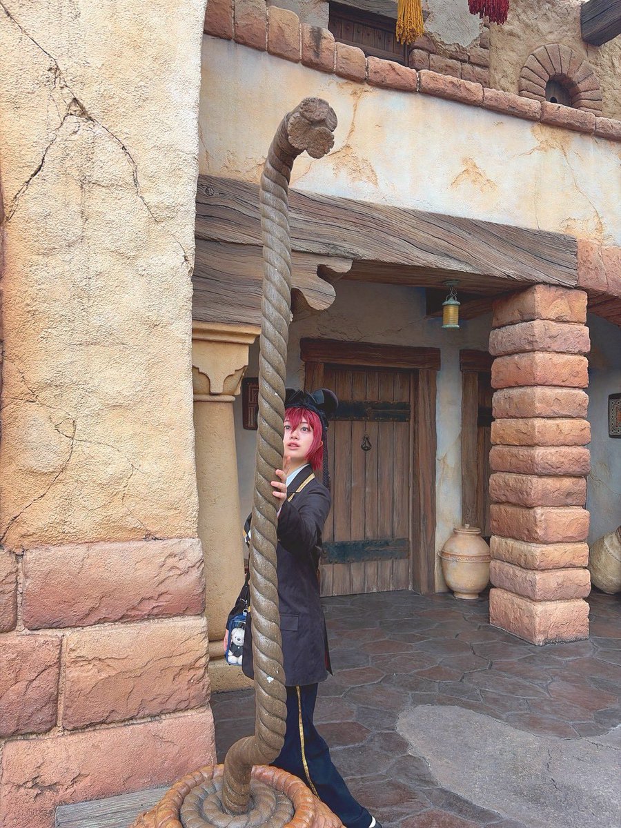 o040o_non's tweet photo. 不思議な縄にびっくり寮長
#Dハロ仮装 #Dハロツイス�� #Dハロツイステ仮装 https://t.co/gl72joaJSx