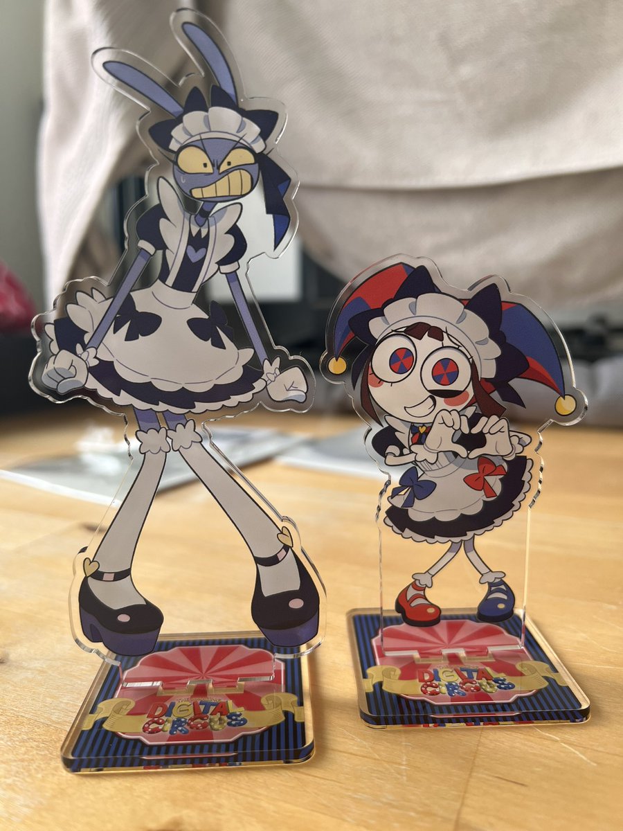 Salayley's tweet photo. WAAAH, LOOK AT THEM!! Gosh, I can’t stop gazing at them. I should be embarrassed, BUT I’M NOT!!! https://t.co/PmtXGkFnJT