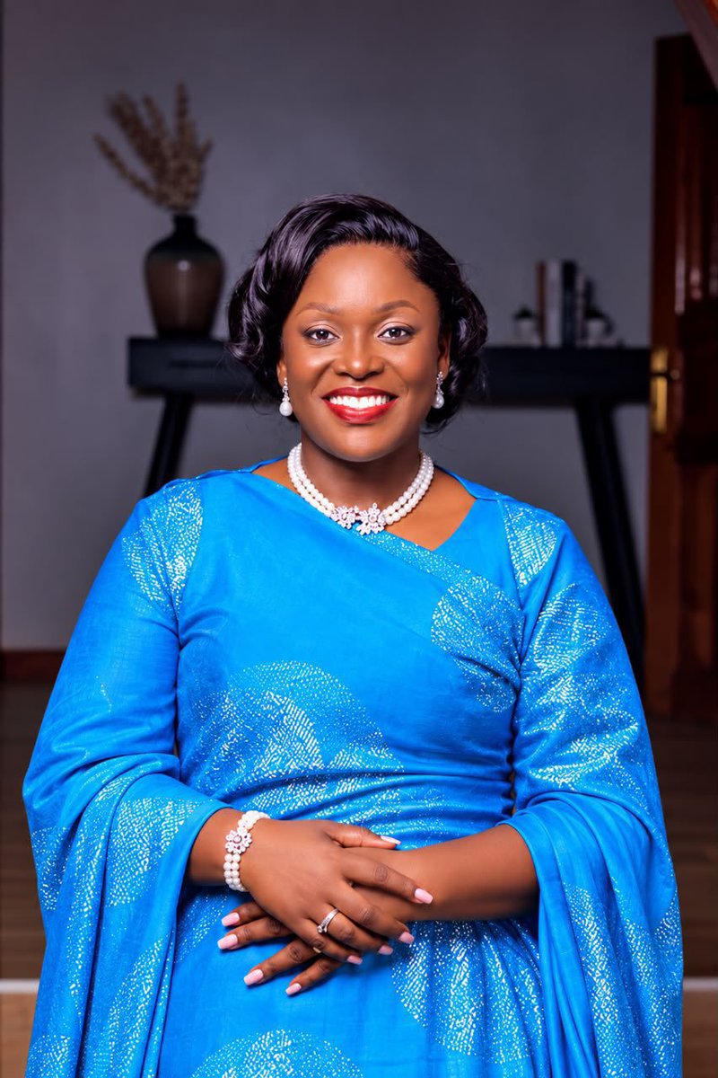 YNabaweesi's tweet photo. @cobbo3 I have just known but the way I love her🥰🥰tamanyi nakumanya https://t.co/myJgRPuQh9