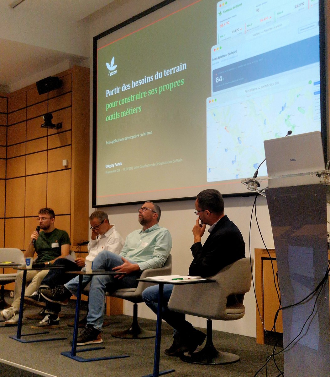 lacoopagricole's tweet photo. #MatinaleLCA |
"Comment la donnée améliore le pilotage et la décision ?" La première table ronde, avec 3 intervenants d'#Auraia, #Vegafruits et #UCDV, était l'occasion d'aborder la dimension stratégique d'un pilotage anticipé et optimisé des données pour une entreprise 📶 https://t.co/P4PIfFL6jM