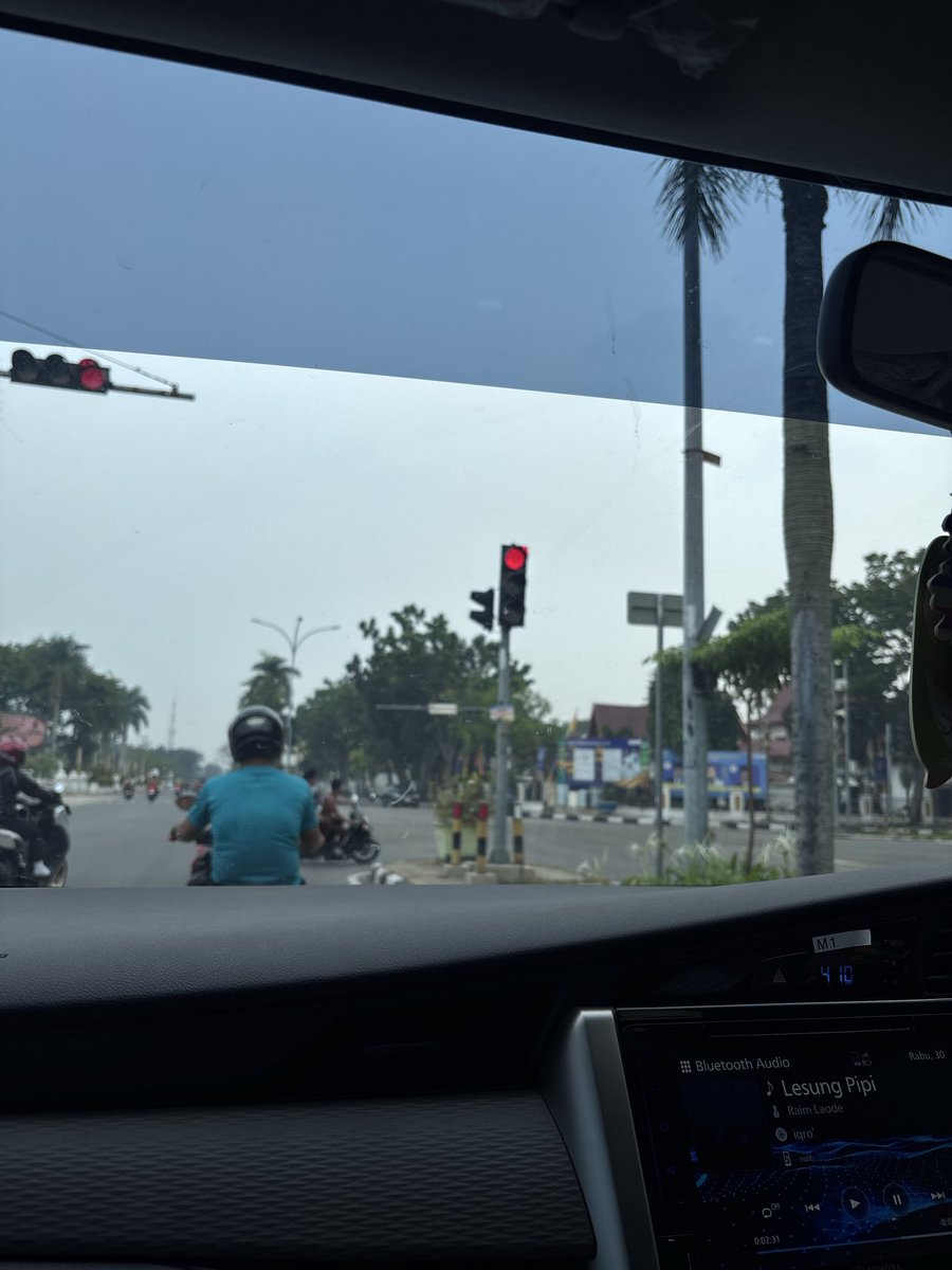 cherrellyyy's tweet photo. episode keliling pekanbaru with u kapan ya? https://t.co/xRWlHp9LGH