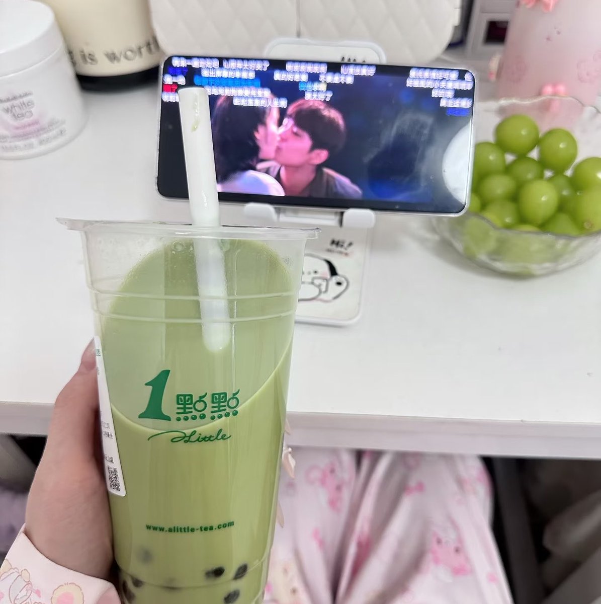 aa_aahh00's tweet photo. 最近还好不？唠一会啊？
#上海 喝茶  #日常 https://t.co/HSRwEOBvoJ