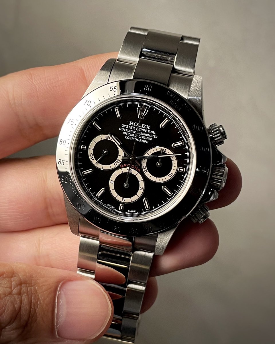 909daytonasalon's tweet photo. #rolex909 

DAYTONA
Ref.16520  Black
Mark 7.3 × Mark 6
Premium Modern
2000(P) 商品番号 269340

Ref.116520
Black
Used 2003(F) 商品番号 276387

#rolexdaytona #16520 #116520 
#daytonasalon 

https://t.co/4sdtEjUkno https://t.co/s2aoXvxBQA