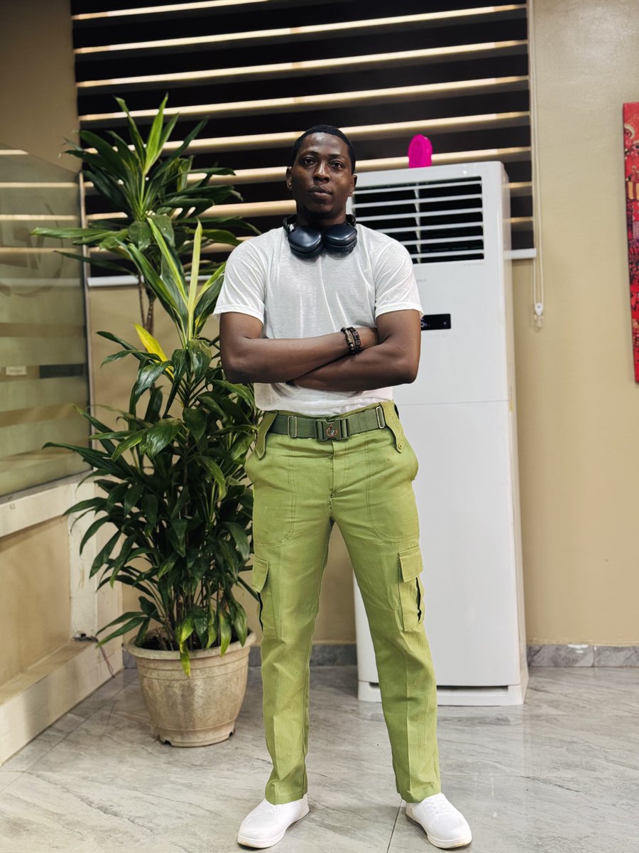 Special_1fc's tweet photo. Corper Wee???? https://t.co/uV41ptufnm