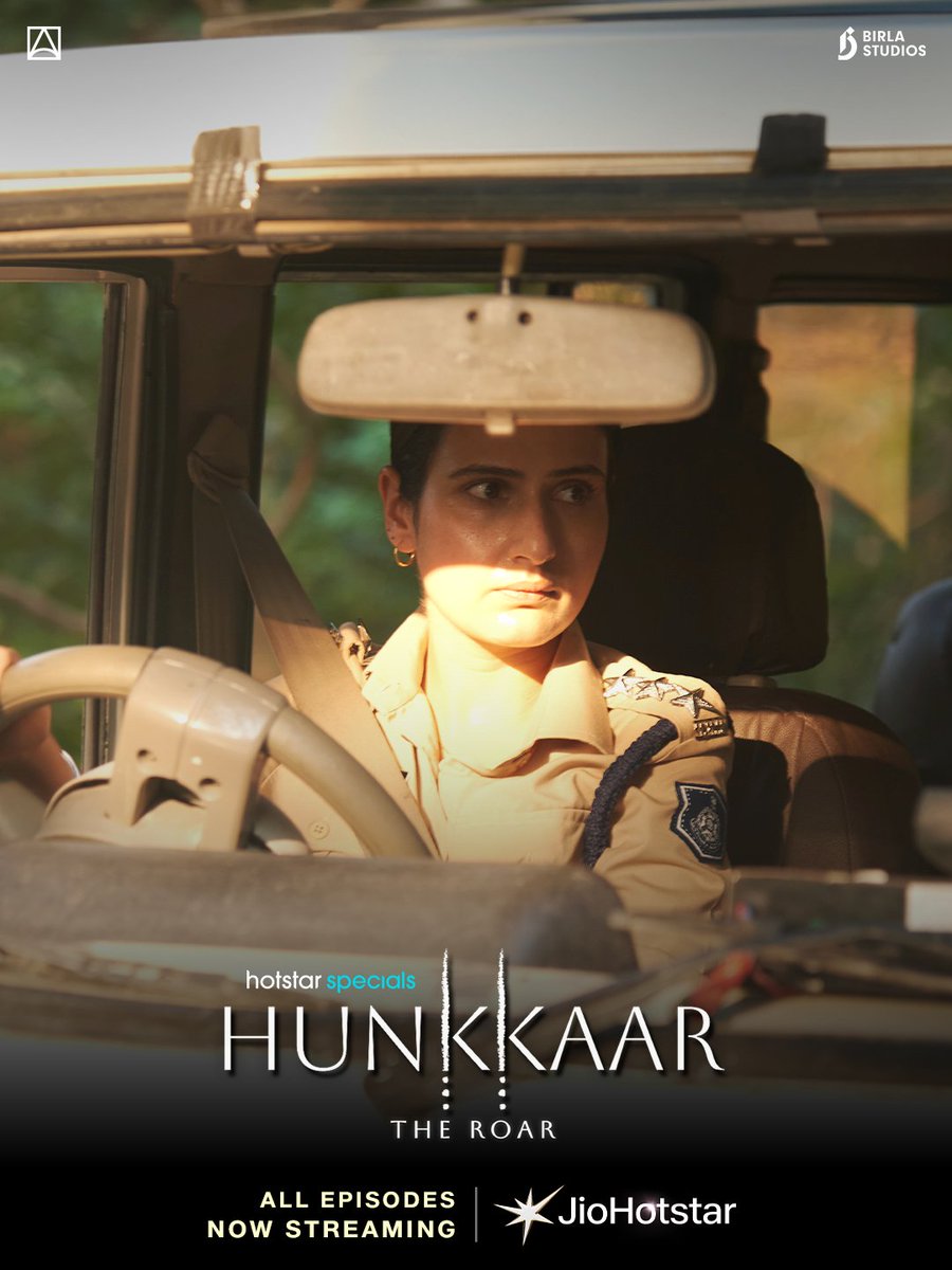 ApplauseSocial's tweet photo. The Hunkkaar for Truth – ACP Jasleen Singh Soin aka Fatima Sana Shaikh! Streaming now only on #JioHotstar https://t.co/K3GW65qc95