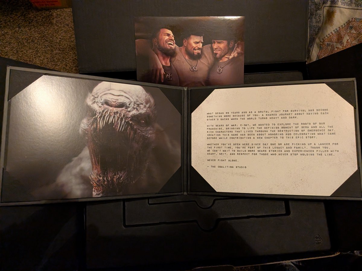 RockTired's tweet photo. @GearsofWar @XBOX I love the collectors edition guys. Can't wait to play the game!!! https://t.co/9c57P5SWzH