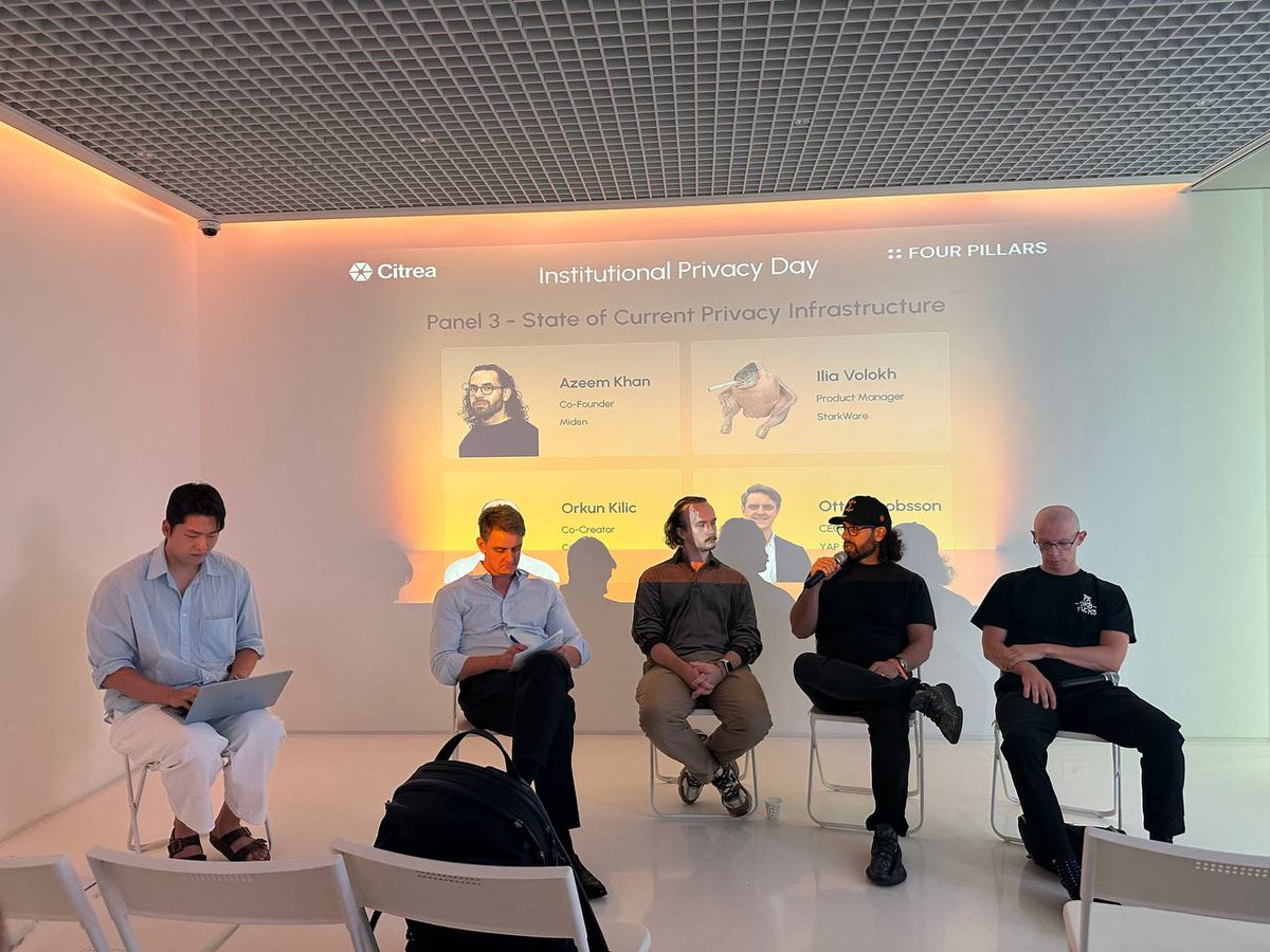 citrea_xyz's tweet photo. Thank you for showing up!

We covered it all:
- Privacy requirements for regulated-capital
- What privacy teams are currently building
- Practical and usable Bitcoin privacy

Citrea's next chapter is coming:
Private BTC for all https://t.co/ui8ulDqc72