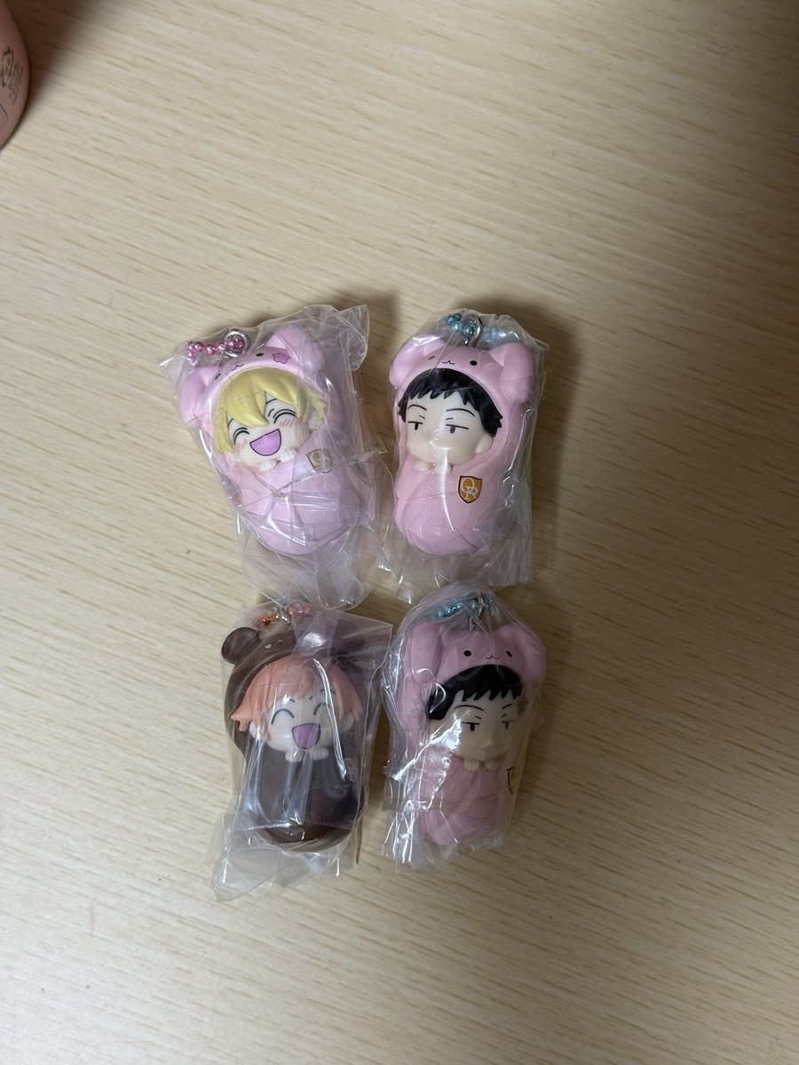 svt_hanimoon's tweet photo. 桜蘭高校ホスト部 ガチャガチャ おくるみマスコット 交換

譲  銛之塚崇 (×2)、常陸院馨、埴之塚光邦

求  須王環 > 鳳鏡夜

ハニー先輩は環との交換でお願いします。
まとめて取引してくれる方優先いたします。
郵送での交換希望です📮
お気軽にお声掛けください😌 https://t.co/9PRDpeSbMZ