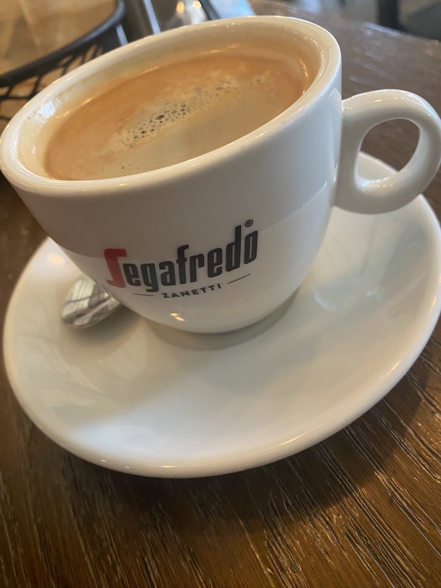 sekoq's tweet photo. Zanetti de ne topçuydu be. https://t.co/KLz3cfEA0A