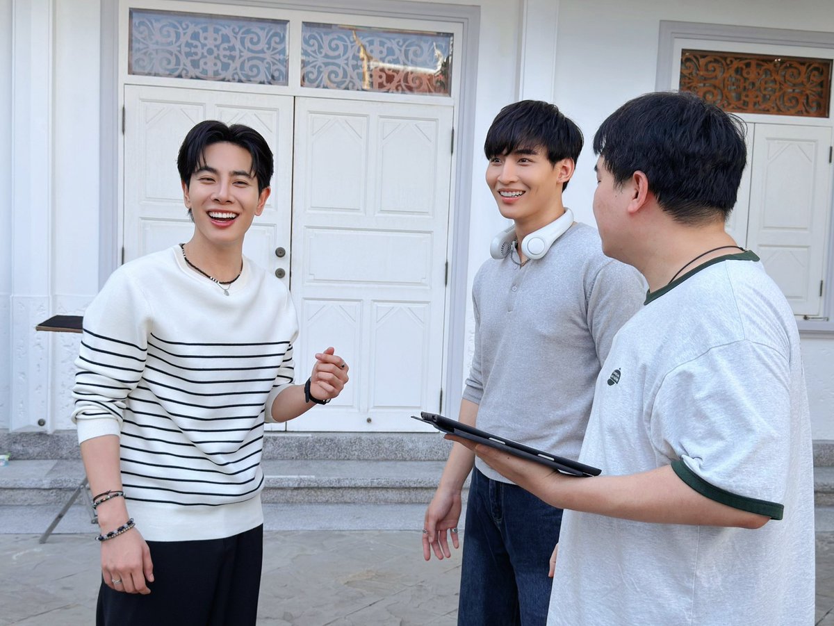 CupidsGhostTH's tweet photo. Q1 Cupid's Ghost ผีผลักให้รักคุณ เปิดกล้องแล้วคับ 💘👻✨
มาส่งกำลังใจให้นักแสดงกันเยอะๆ เลยน้า

#CupidsGhostQ1
#CupidsGhost
#GMMTV https://t.co/2QSDUZ0MiA