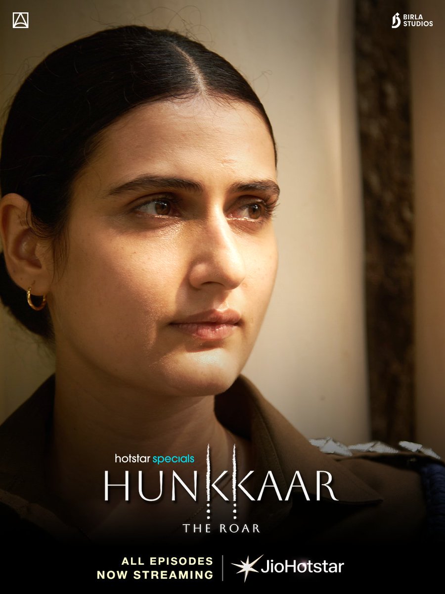 ApplauseSocial's tweet photo. The Hunkkaar for Truth – ACP Jasleen Singh Soin aka Fatima Sana Shaikh! Streaming now only on #JioHotstar https://t.co/K3GW65qc95