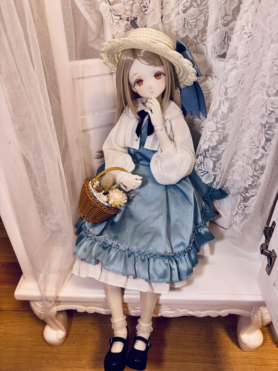 ttk_doll's tweet photo. 足元まで移したいけどスペースが限られてると難しいな https://t.co/bgWU88nL6c