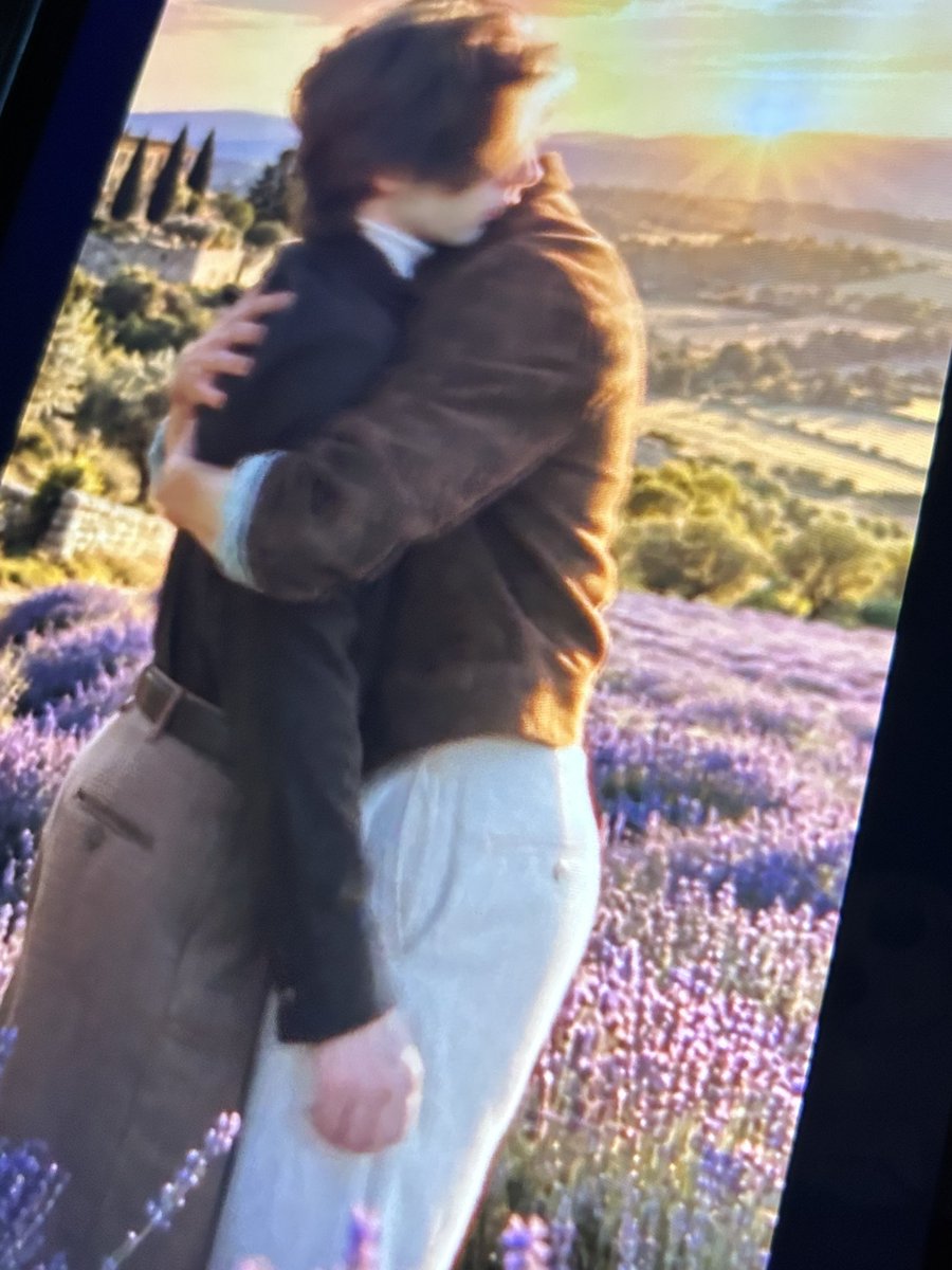 exclusivetimeo's tweet photo. Timeo kissed fabian first and then fabian avoiding timeo😭

HE KISSED HIM TWICE, TIMEO KISSED HIM TWICE😭😭😭

#ARhapsodyForTheCrownPrince https://t.co/1Z71ZM6hF2