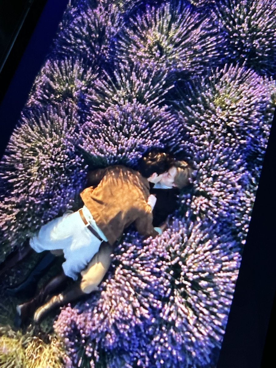 exclusivetimeo's tweet photo. Timeo kissed fabian first and then fabian avoiding timeo😭

HE KISSED HIM TWICE, TIMEO KISSED HIM TWICE😭😭😭

#ARhapsodyForTheCrownPrince https://t.co/1Z71ZM6hF2