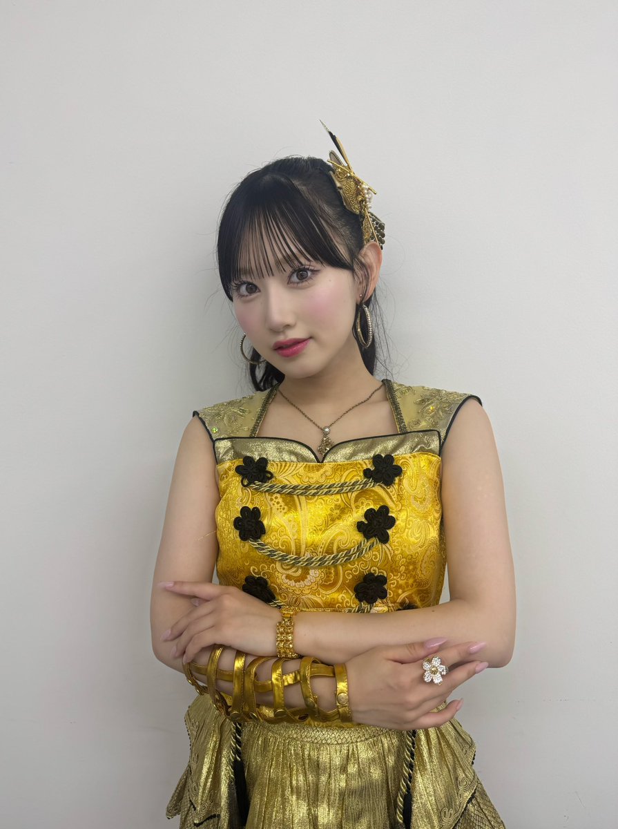 48_RemiTokunaga's tweet photo. 19歳もキラキラ輝かせてくれて、
本当にありがとう🪄🩷
そして10代のれみに出会ってくれてありがとう https://t.co/kBM0uSHqA7
