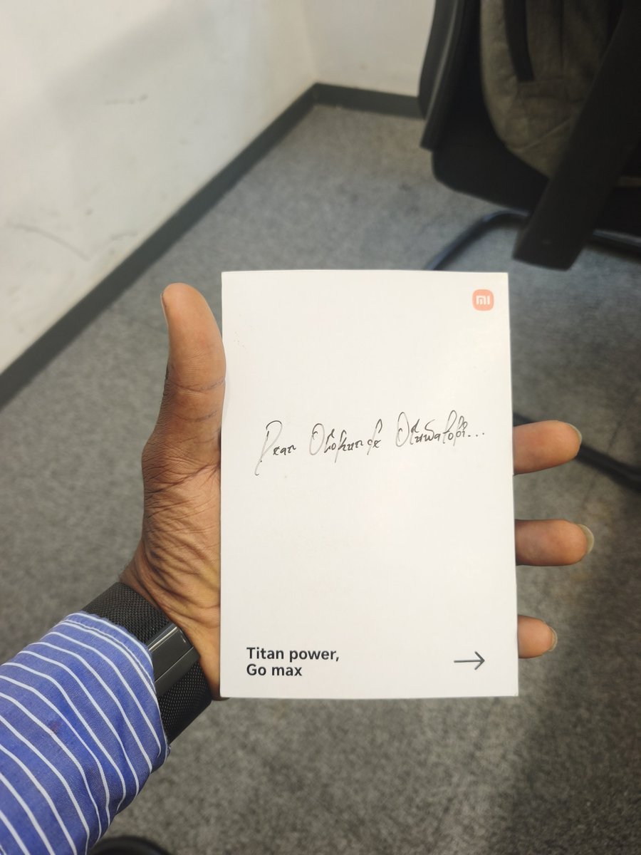 CoverageTm's tweet photo. Cool kid energy! 😅

@XiaomiNigeria says hi. https://t.co/fvI7Y6cmHM