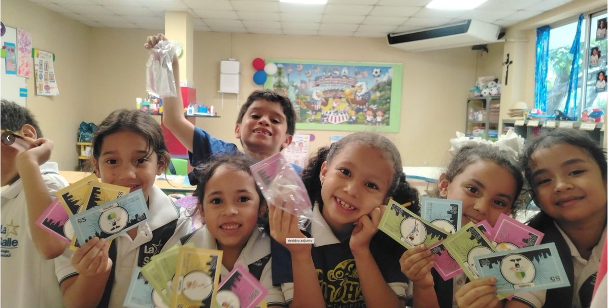 ALOHAPanama's tweet photo. Colegio De La Salle listos para su tiendita ALOHA https://t.co/QkaZJNhuY2