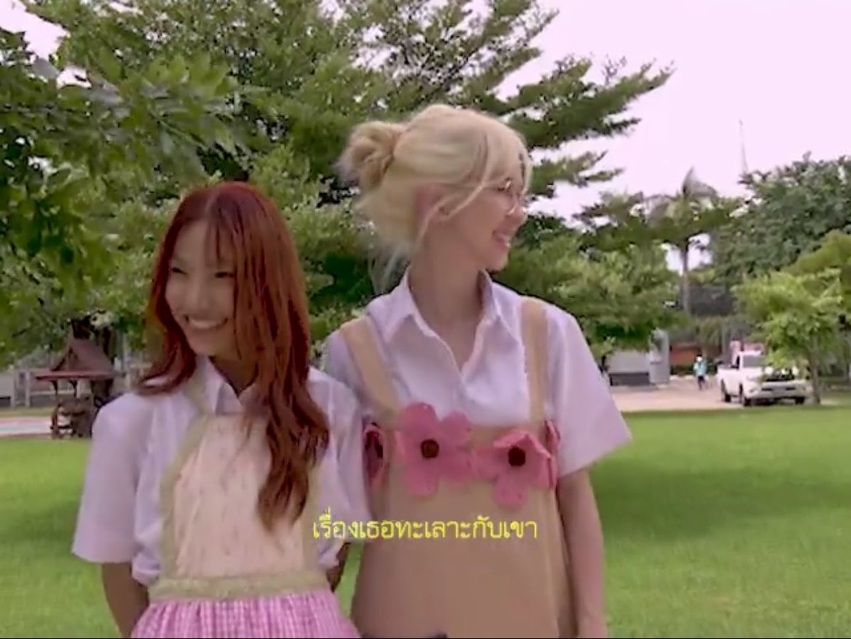 mheemheemhee_'s tweet photo. กับเขาลูบหัว กับเราเดินหนี กลับบ้านเราเถอะลูก 😔 https://t.co/7acu9VdcF5
