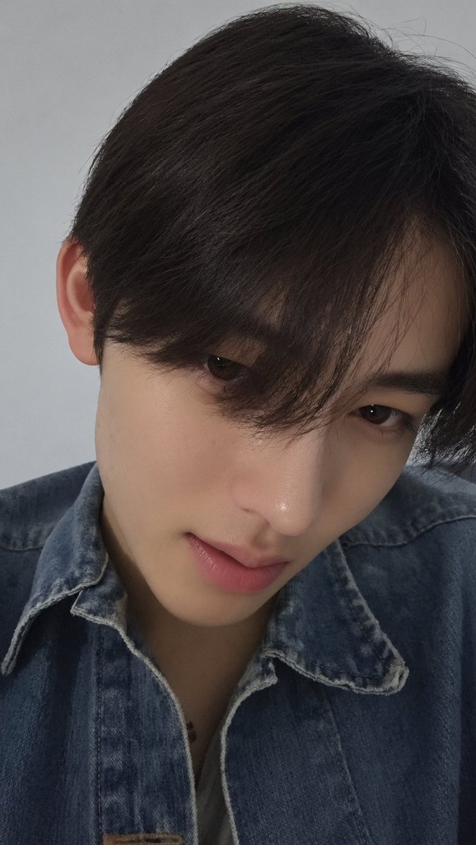 cae_lilii's tweet photo. NYON DENIM😭💧😭💧😭💧😭💧😭💧😭💧😭💧😭💧😭💧😭💧😭💧 https://t.co/MgnnWHm2Nf