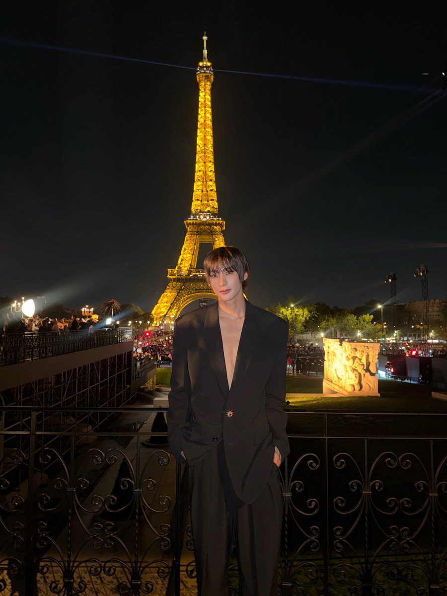 riize_archives's tweet photo. 260930 #ANTON riize_official instagram 

a special day 🥂
#ANTONxSaintLaurentSS27 #ANTONxSaintLaurent @YSL https://t.co/9c4l29OK8K