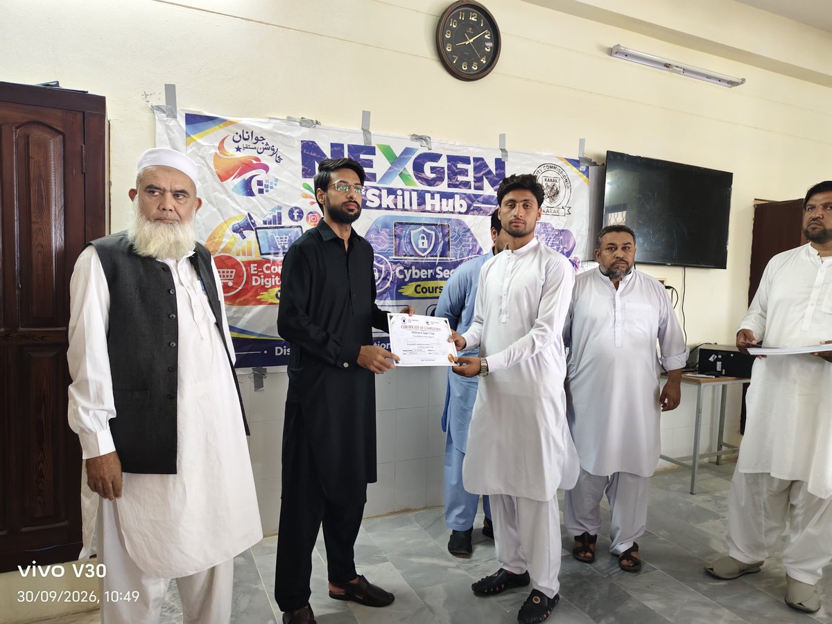 DYOKarak's tweet photo. Closing Ceremony | NexGen SmartSkills &amp; IT Hub

AAC Karak, Hamza Ayaz, graced the closing ceremony organized by District Youth Office Karak. Certificates were distributed to participants for successfully completing the trainings and building future-ready digital skills.
#Karak https://t.co/uy1VORBCOW
