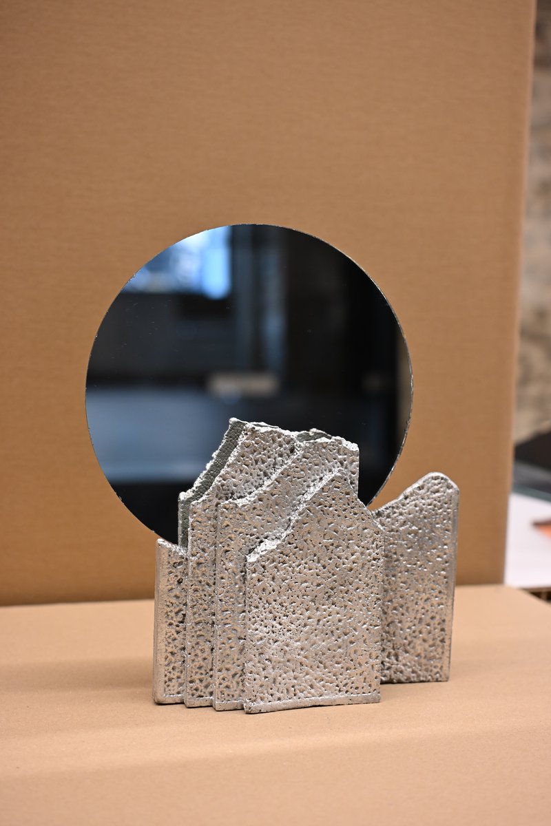 espritdesign's tweet photo. Design Décentré à Lyon : huit designers et onze fabricants locaux pour la France Design Week 2026

https://t.co/xX0UVvAD6F

#design #exposition #espritdesign @FR_designweek https://t.co/TUolFqQYYX